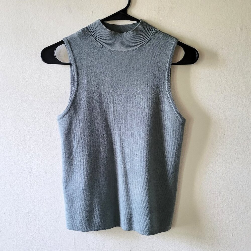 NWOT Super Soft Sage Green Knit Sweater Tank Size S